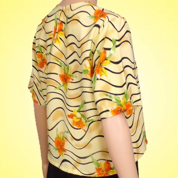 JORDAN size S floral half-sleeve pullover blouse silk-like 100% polyester - Picture 6 of 14